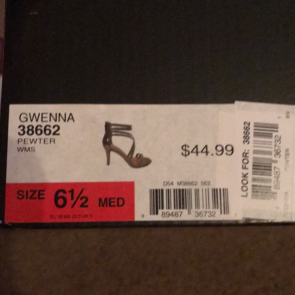Shoes - Picture 3 of 3